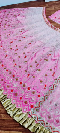 PINK QUEEN